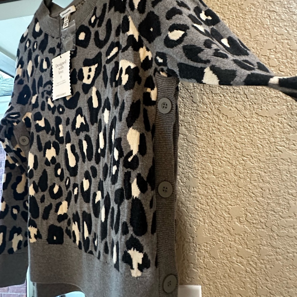 Stella and Dot Leopard Print Sweater - Picture 4 of 5